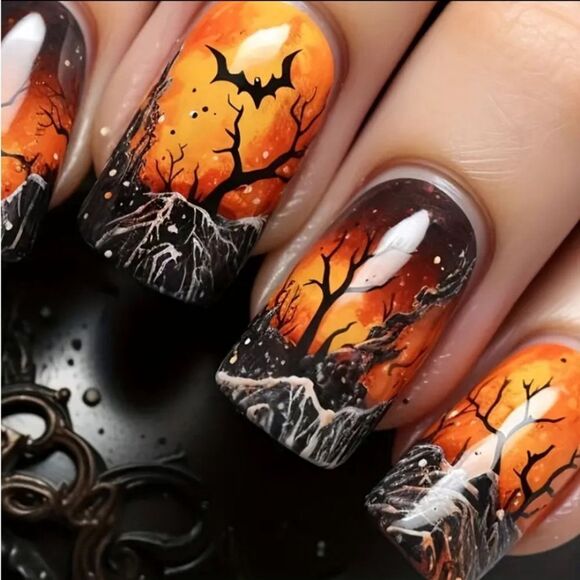 SPOOKY BATS HALLOWEEN PRESS ON NAILS MEDIUM SQUARE GEL SET OF 24 NAILS - Picture 1 of 8